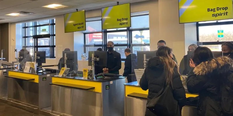 Services in Spirit Air at LGA