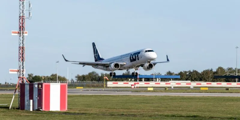 What Terminal is LOT Polish Airlines at JFK?