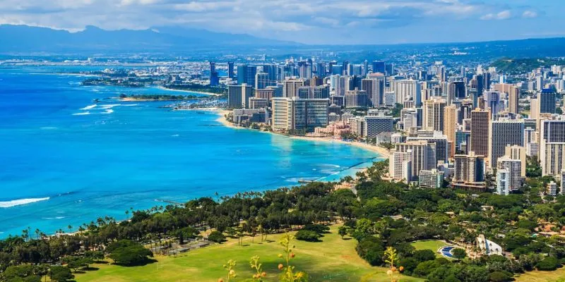 Does Spirit Airlines Fly to Hawaii